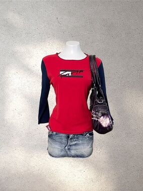 Vtg Tommy Hilfiger Red & Navy Raglan Top | 90s Y2K Streetwear